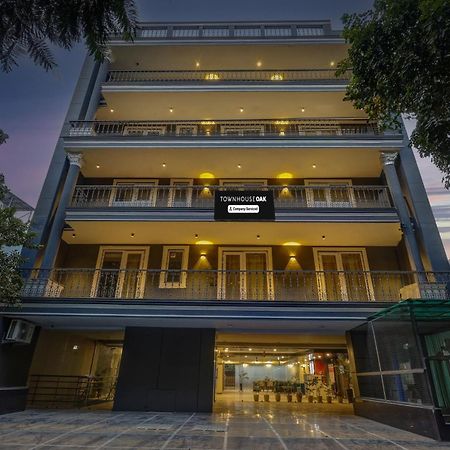 Hotel Super Townhouse Oak Udyog Vihar Gurgaon Exterior foto